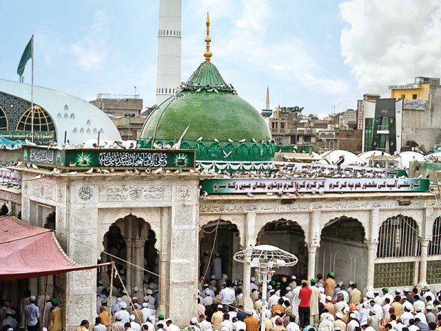 Hazar-Ali-Hajveri-shrine