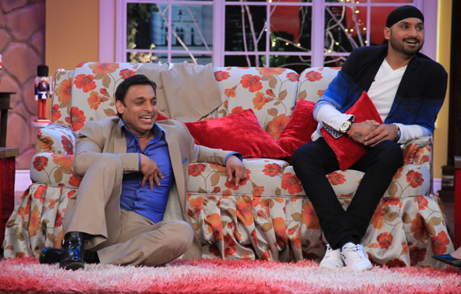 Shoaib Akhtar at Comedy Nights with Kapil.
