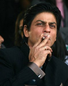 shahrukh-smoking