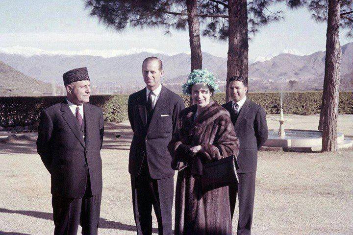 Queen Elizabeth II and Prince Philip with Miangul Abdul Haq Jahanzeb (Wali-e-Swat)