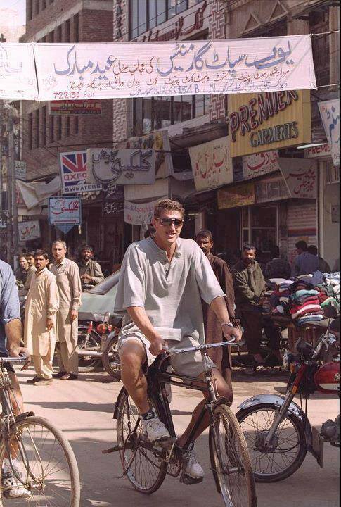 South-Africaâ€™s-cricketer-Fanie-de-Villiers-cycles-his-way-through-the-streets-of-Faisalabad-back-in-1996-when-South-Africa-was-in-Pakistan-for-the-96-Cricket-World-Cup