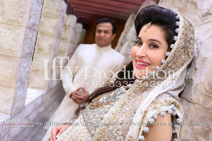 shaista-lodhi-nikah-photoshoot-with-her-husband-adnan-12