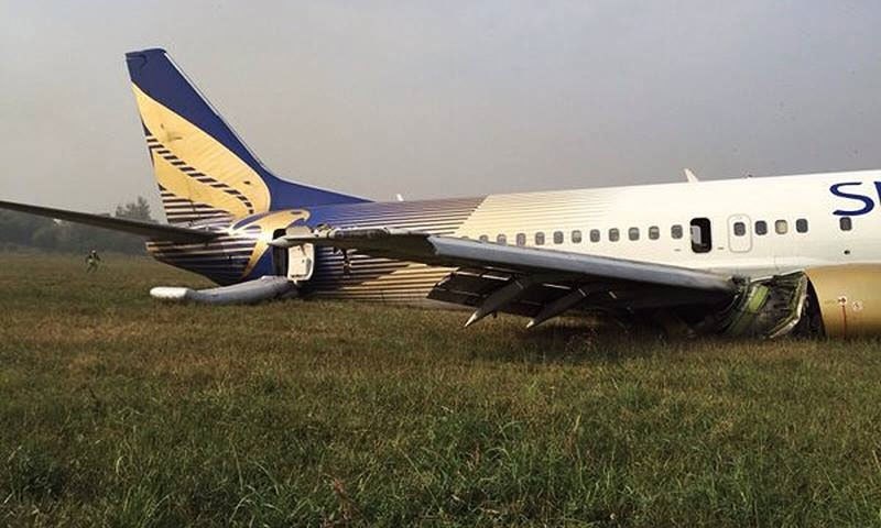 10 injured as Shaheen Air flight crash lands