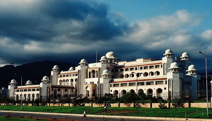 National Islamabad University